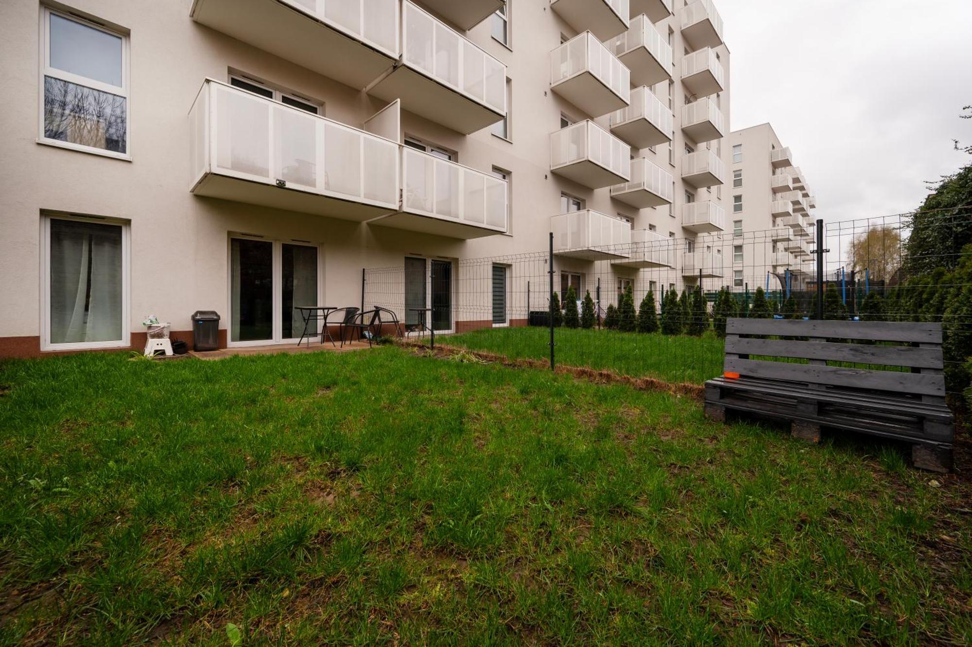 Hideaway Apartment - Terrace With Garden & Parking- By Rentujemy Lodz  Exterior photo